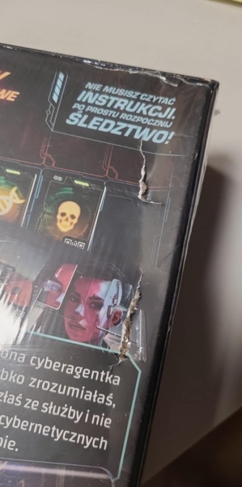 Kroniki zbrodni: Seria milenium - 2400 (uszkodzone pudełko)