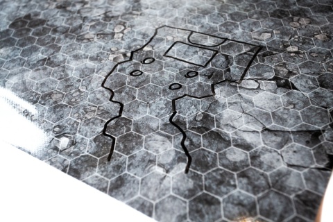 PLAYMATY Mata suchościeralna RPG heksagonalna - Loch [50x50]