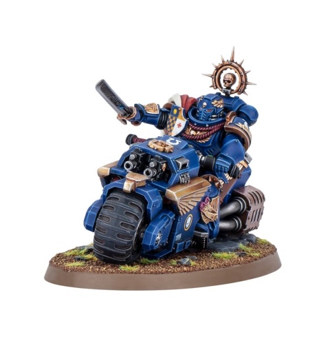 WARHAMMER 40.000: Space Marines - Captain on Bike